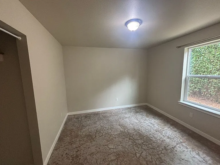 1424 Gleason Ave — Photo 33