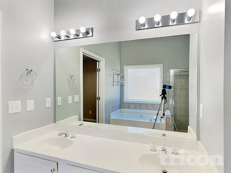 2242 Rosemoore Walk — Photo 7