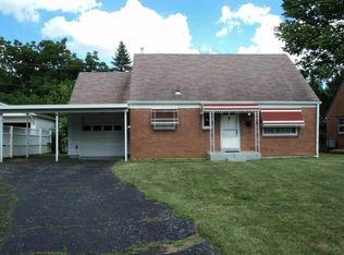 212 Old Village Rd, Columbus, OH 43228