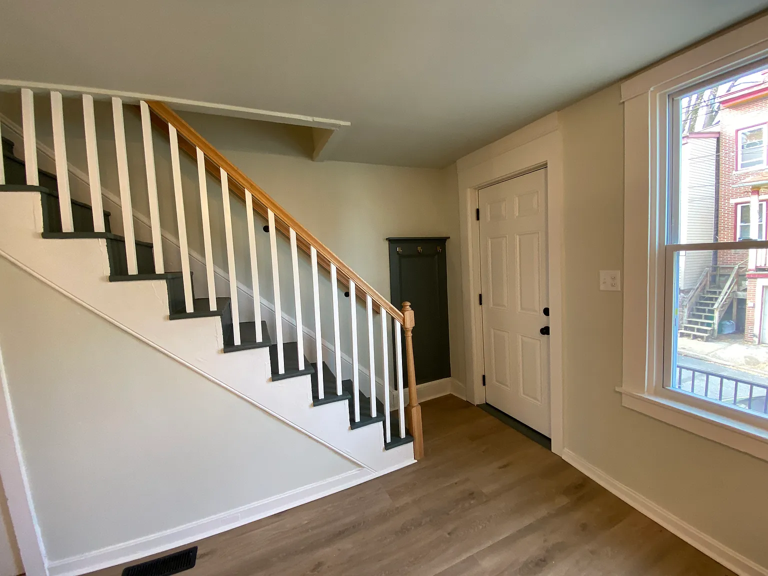 3 bed, 1567 sqft, $2,195 — Photo 4