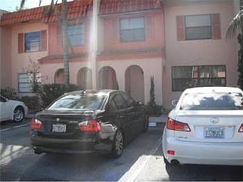 1st image of 2 S Valencia Dr
