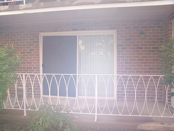 2nd image of 1110 Mercury Dr Unit 1B