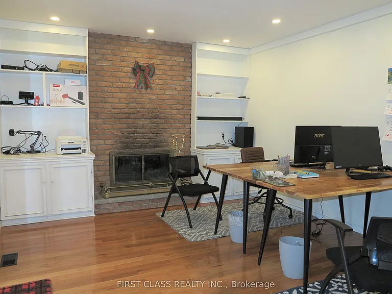 4 Meridene Cres E — Photo 15
