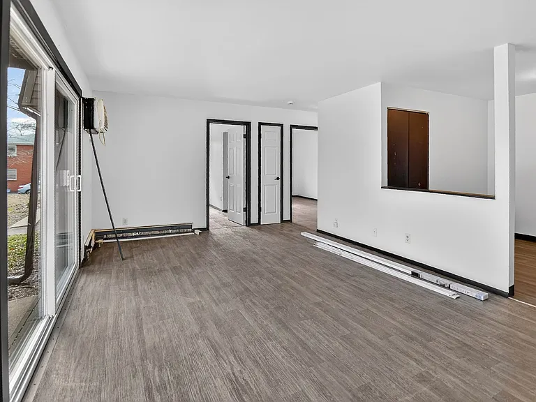 3722 W Karstens Dr — Photo 1