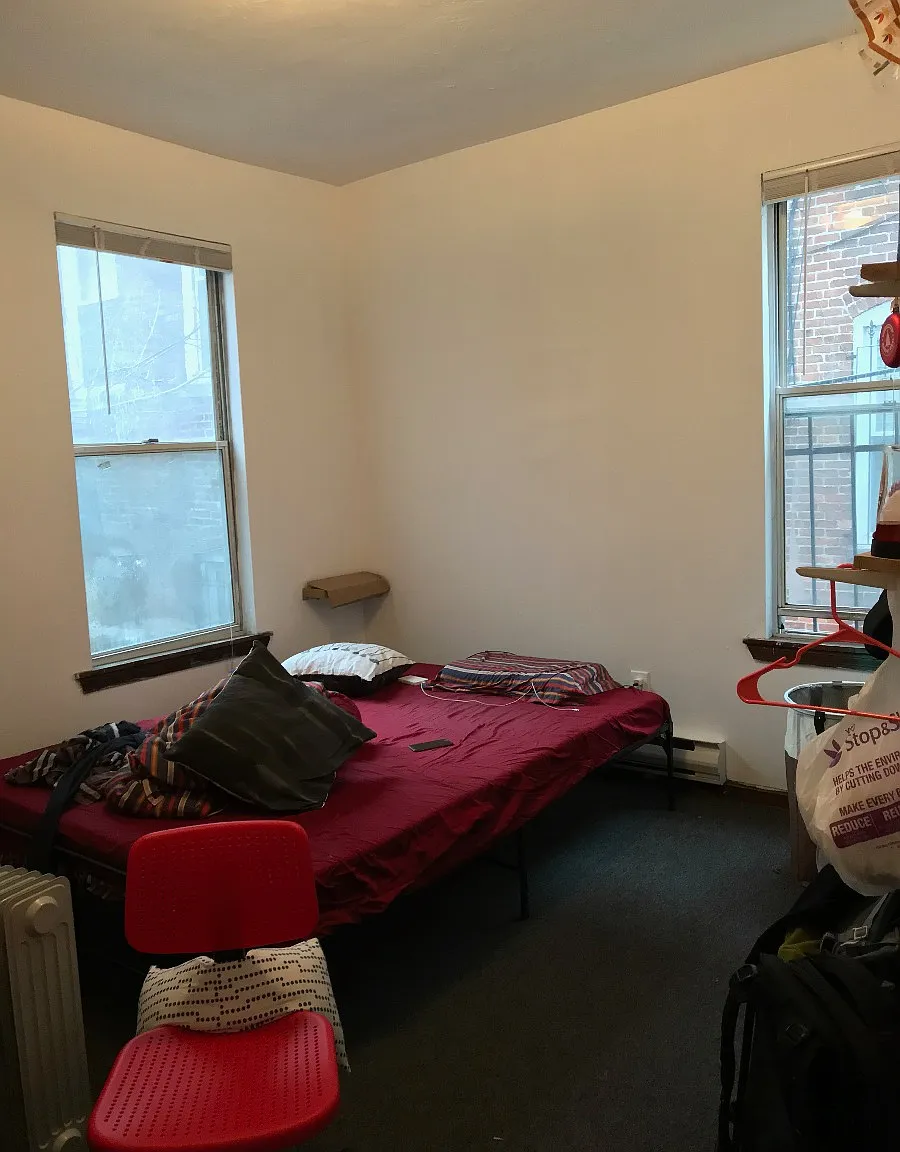 4 bed, 1125 sqft, $4,400 — Photo 2