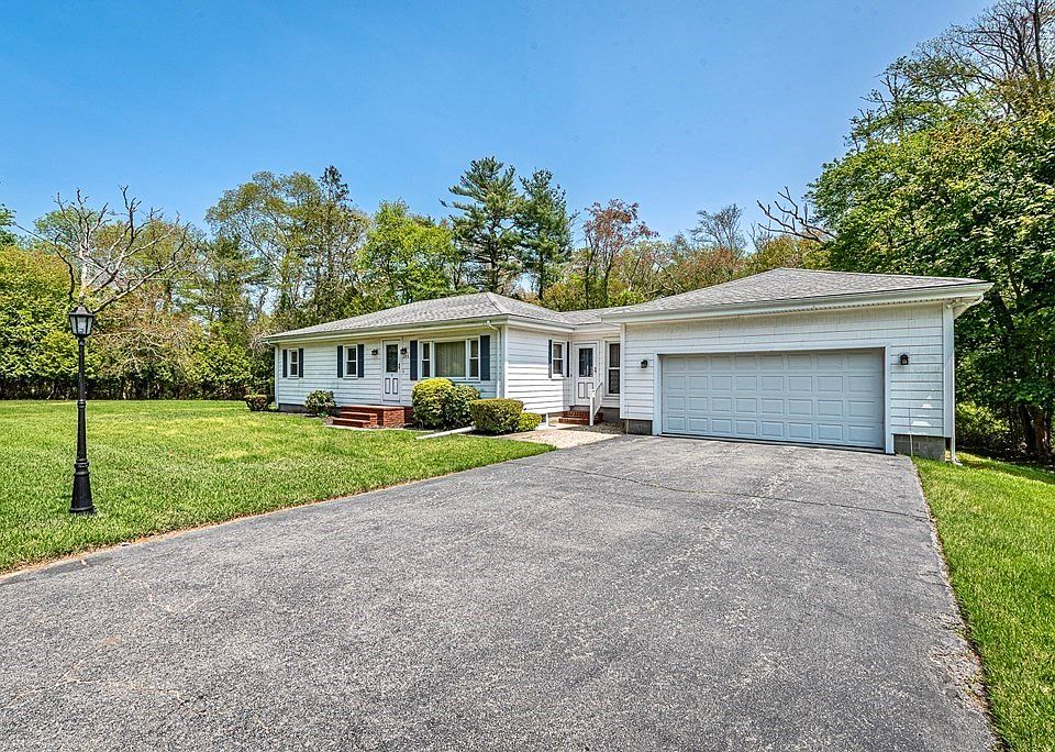 235 Chase Rd Dartmouth Ma 02747 Zillow
