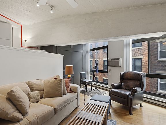 2nd image of 12 Stoneholm St APT 425