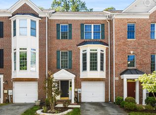 135 Wootton Oaks Ct, Rockville, MD 20852