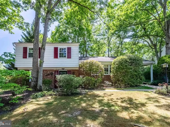 6118 Roxbury Ave, Springfield, VA 22152