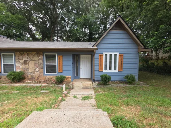 450 Booth Cir, Marietta, GA 30008