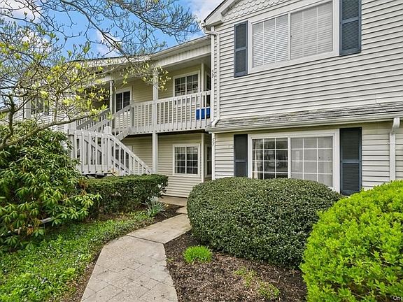 2nd image of 57 Magnolia Ln
