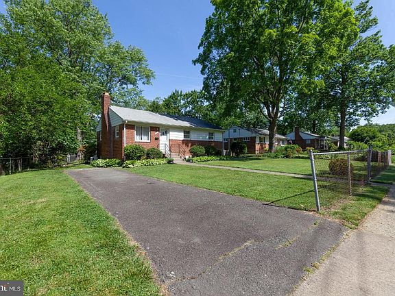 2nd image of 3238 Kenney Dr