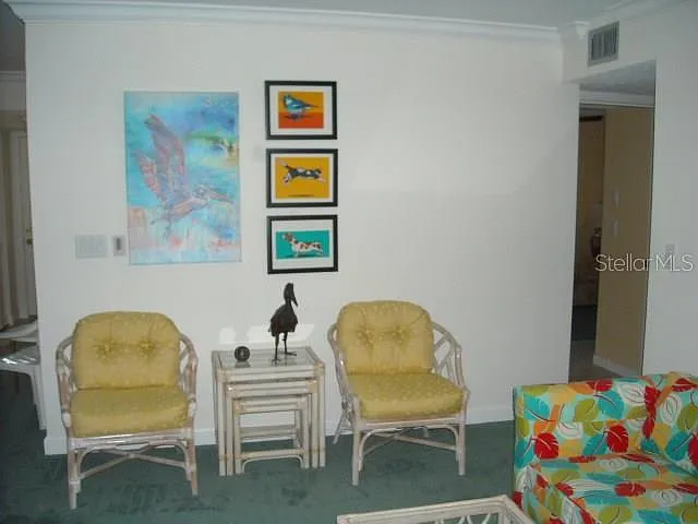 3 bed, 1370 sqft, $3,800 — Photo 4