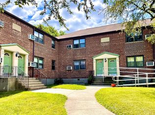 57-50 246th Cres #F7, Queens, NY 11362