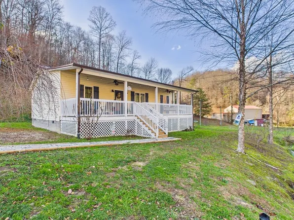 512 Amber Ln, Ulysses, KY 41264