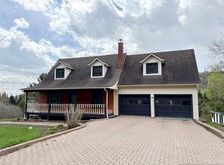 618 Riceville St, Haut Madawaska, NB E3V 4T3