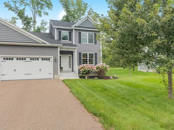 127 Waterlefe Way, Colchester, VT 05446
