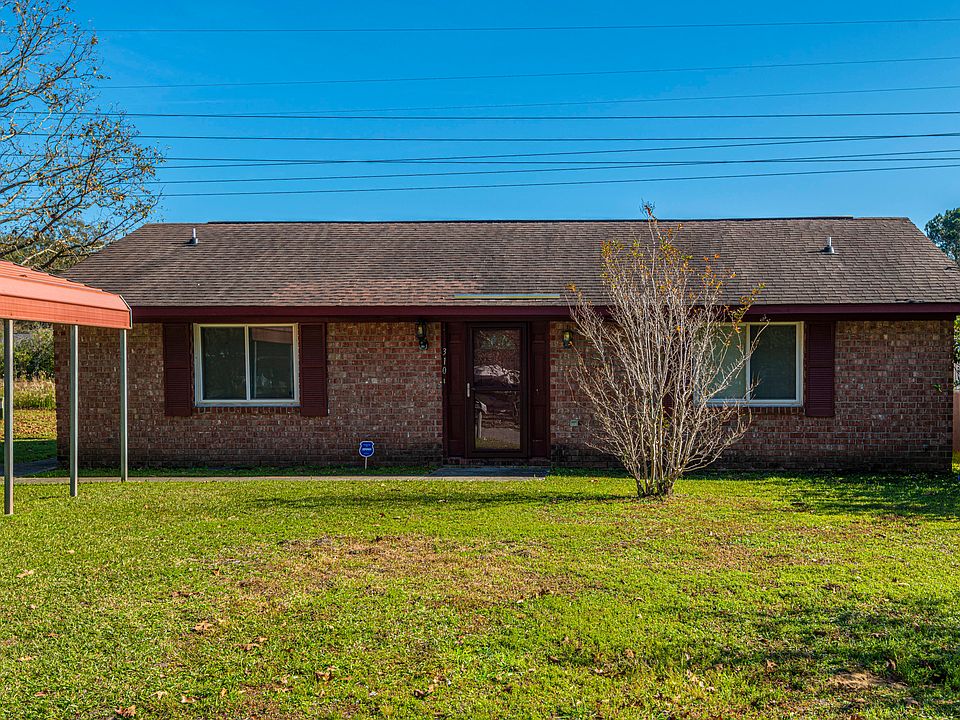 1st image of 310 Mulberry Dr