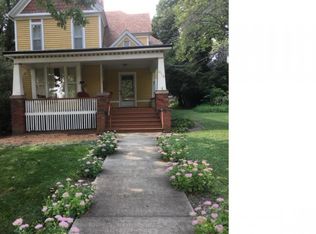 315 Lockwood Pl, Jacksonville, IL 62650