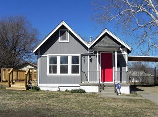 425 E Marshall Pl, Tulsa, OK 74106