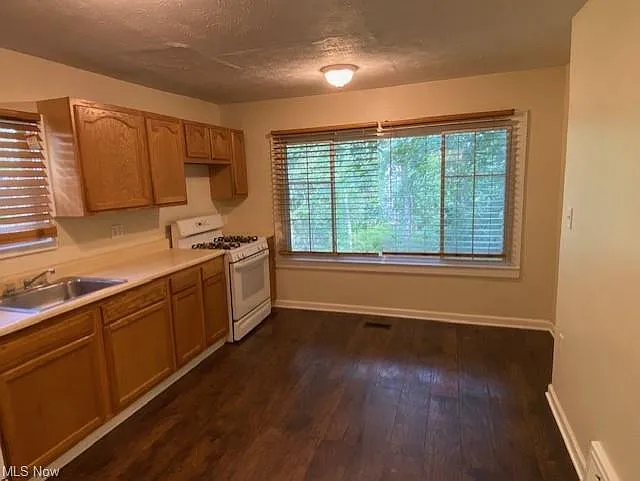 3917 Bluestone Rd — Photo 8