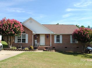 1211 Braxton Dr, Concord, NC 28025