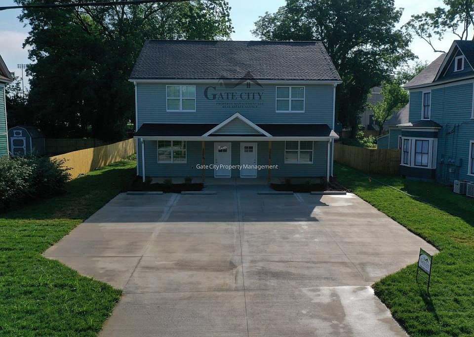 1st image of 306 Oakwood St