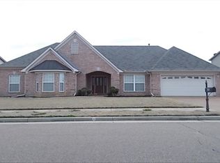 7627 Stonington Dr, Memphis, TN 38125