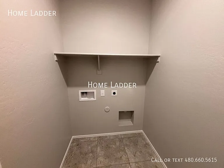 10453 E Cliffrose Ln — Photo 27