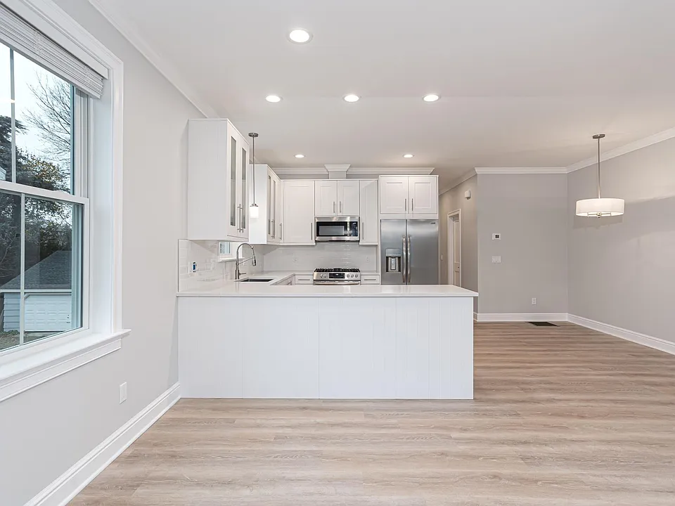 Second level kitchen/dining/living