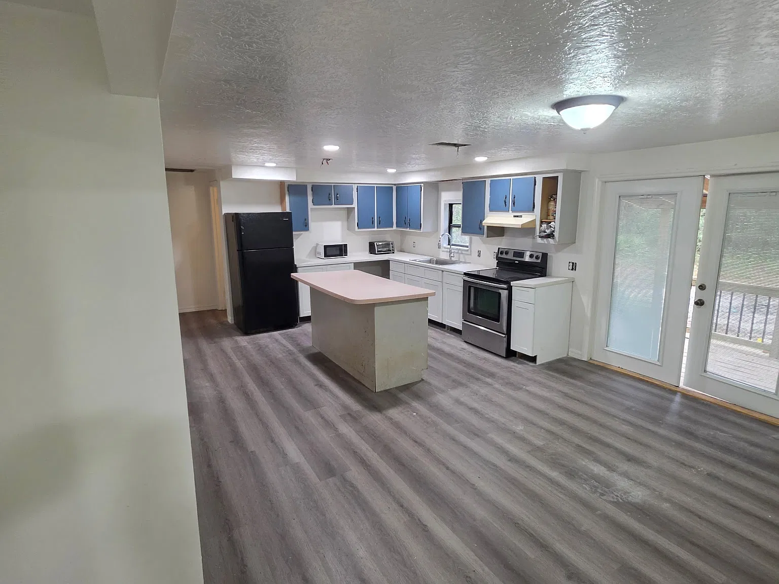 3 bed, 1344 sqft, $1,495 — Photo 2