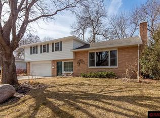 1110 Woodland Ave, Mankato, MN 56001
