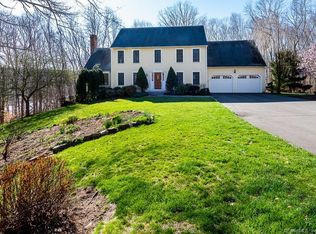 9-1 Squire Hl, Old Lyme, CT 06371