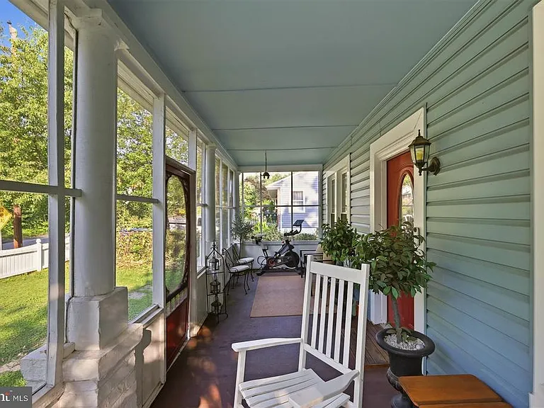 4810 Fox St — Photo 9