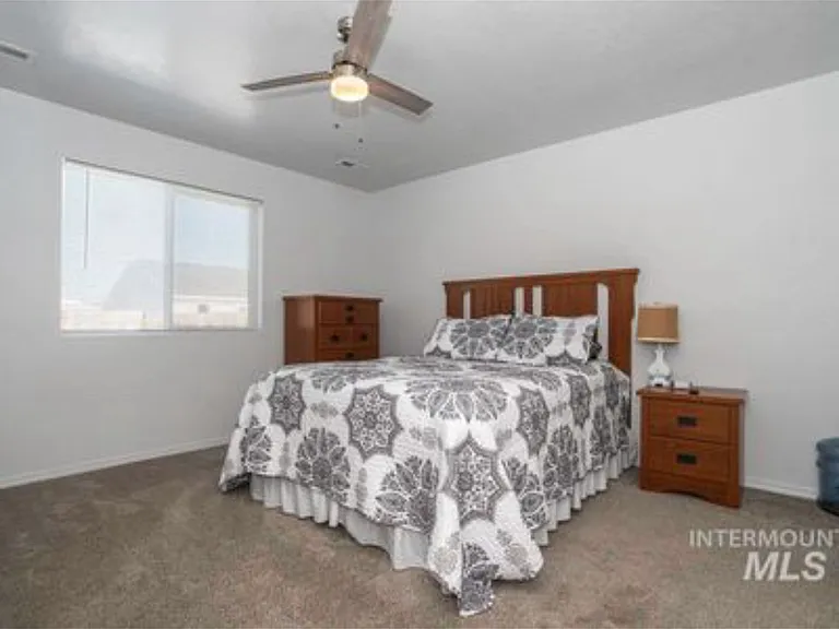 12818 Marna St — Photo 3