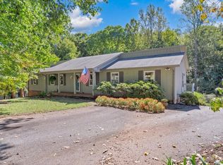 521 Turner Ashby Rd, Martinsville, VA 24112