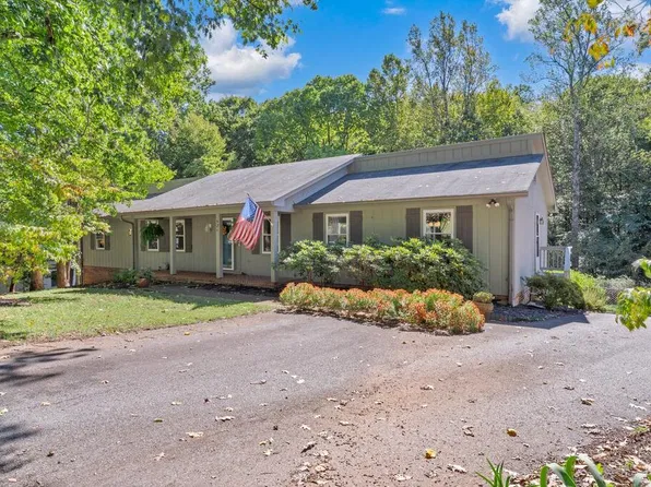 521 Turner Ashby Rd, Martinsville, VA 24112