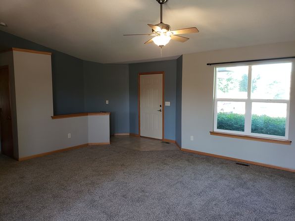 1718 Buckeye Ct, Andover, KS 67002