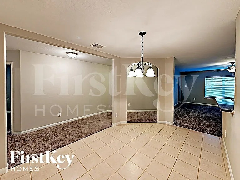 24543 Eagles Claw Dr — Photo 5