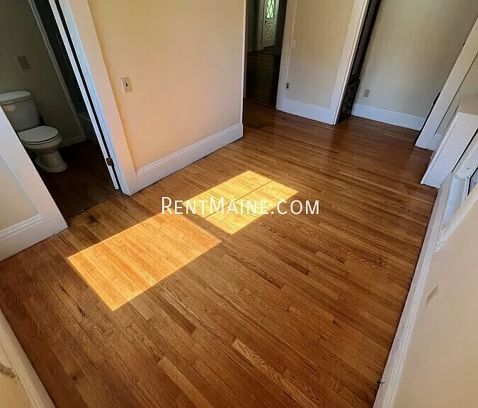79 4th St #3 — Photo 8