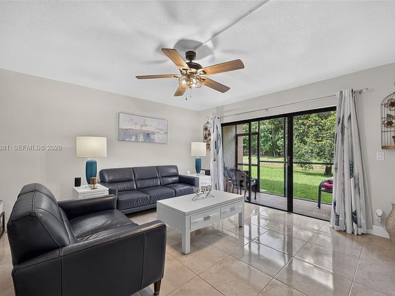 4th image of 205 Lakeview Dr APT 103