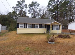 1765 Torrey Dr, Fayetteville, NC 28301
