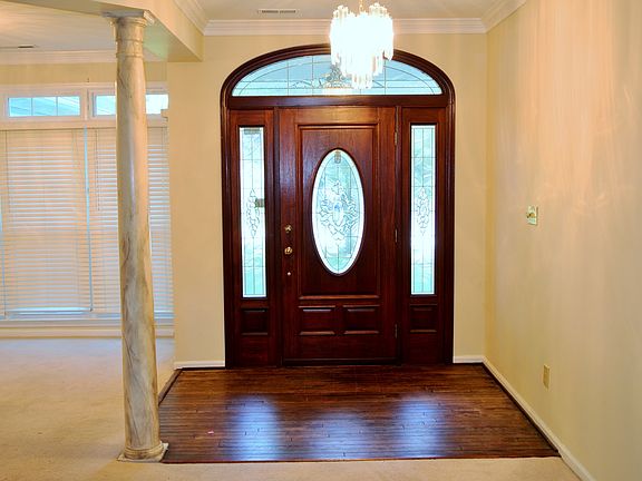3rd image of 2036 Hen House Dr