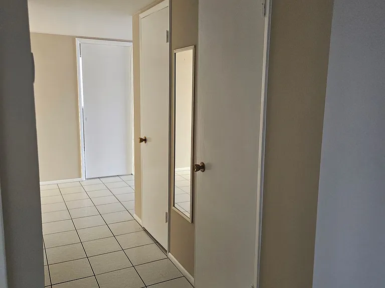 10010 W Andover Ave — Photo 7