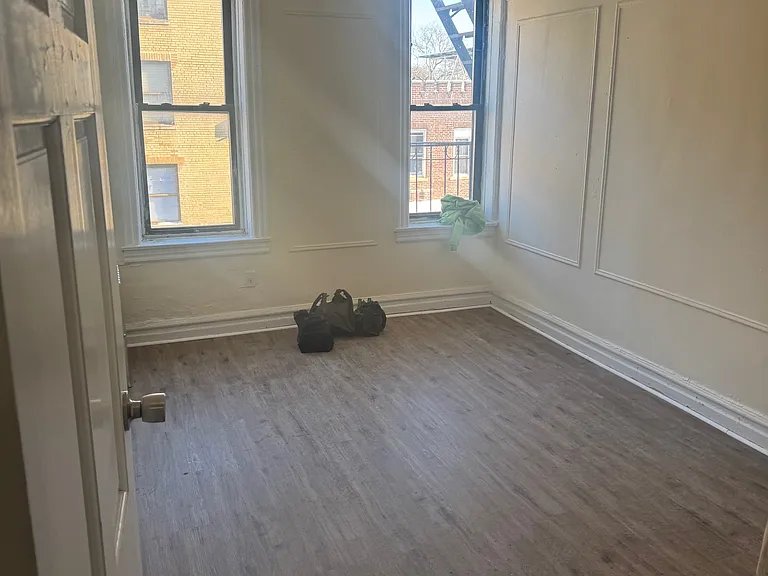 4011 Kings Hwy #2Q — Photo 10