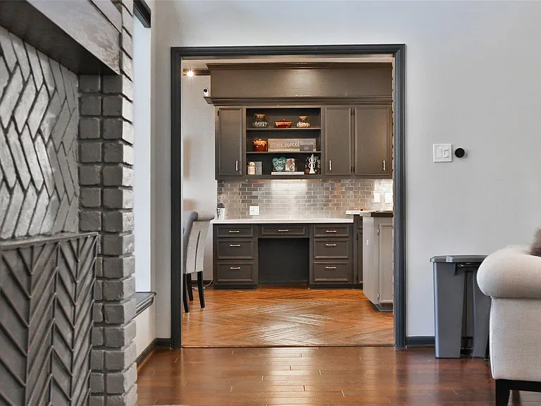 1818 Brookchester Dr — Photo 19