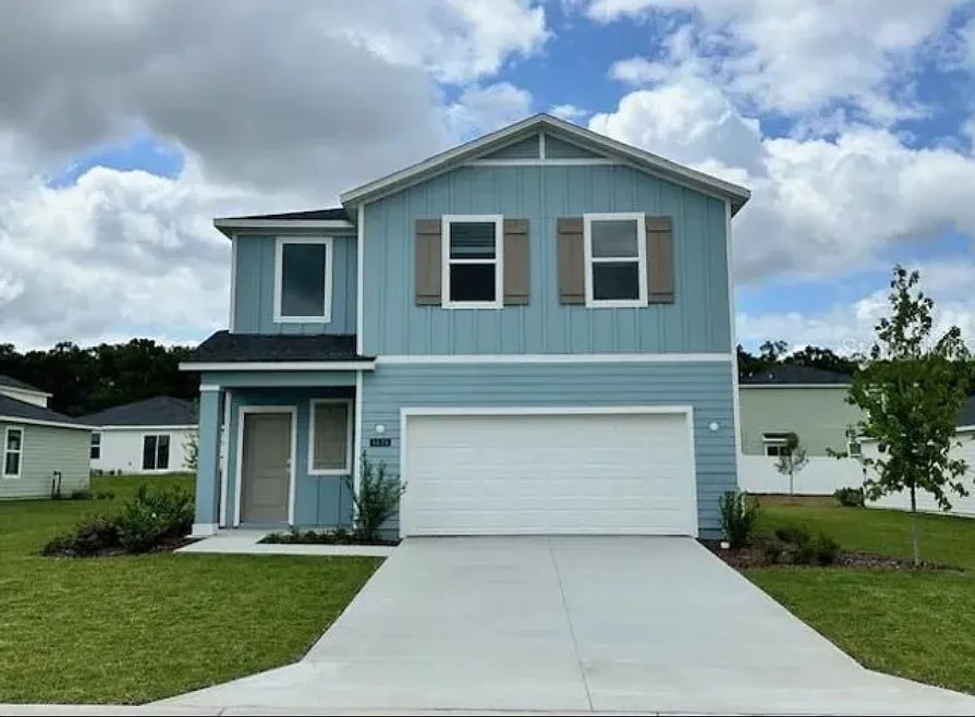 4 bed, 1879 sqft, $2,195 — Photo 1