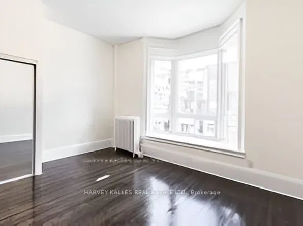 1476 Queen St W, Toronto, ON