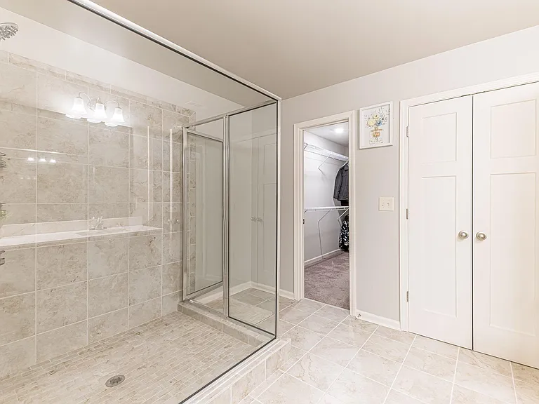 1380 Sugar Glen Ct — Photo 15