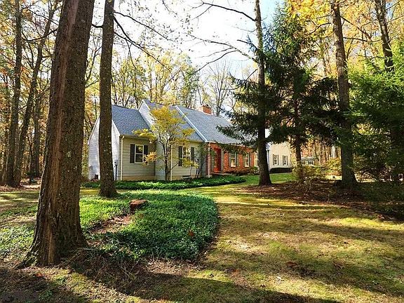 2nd image of 1309 Deerfield Dr
